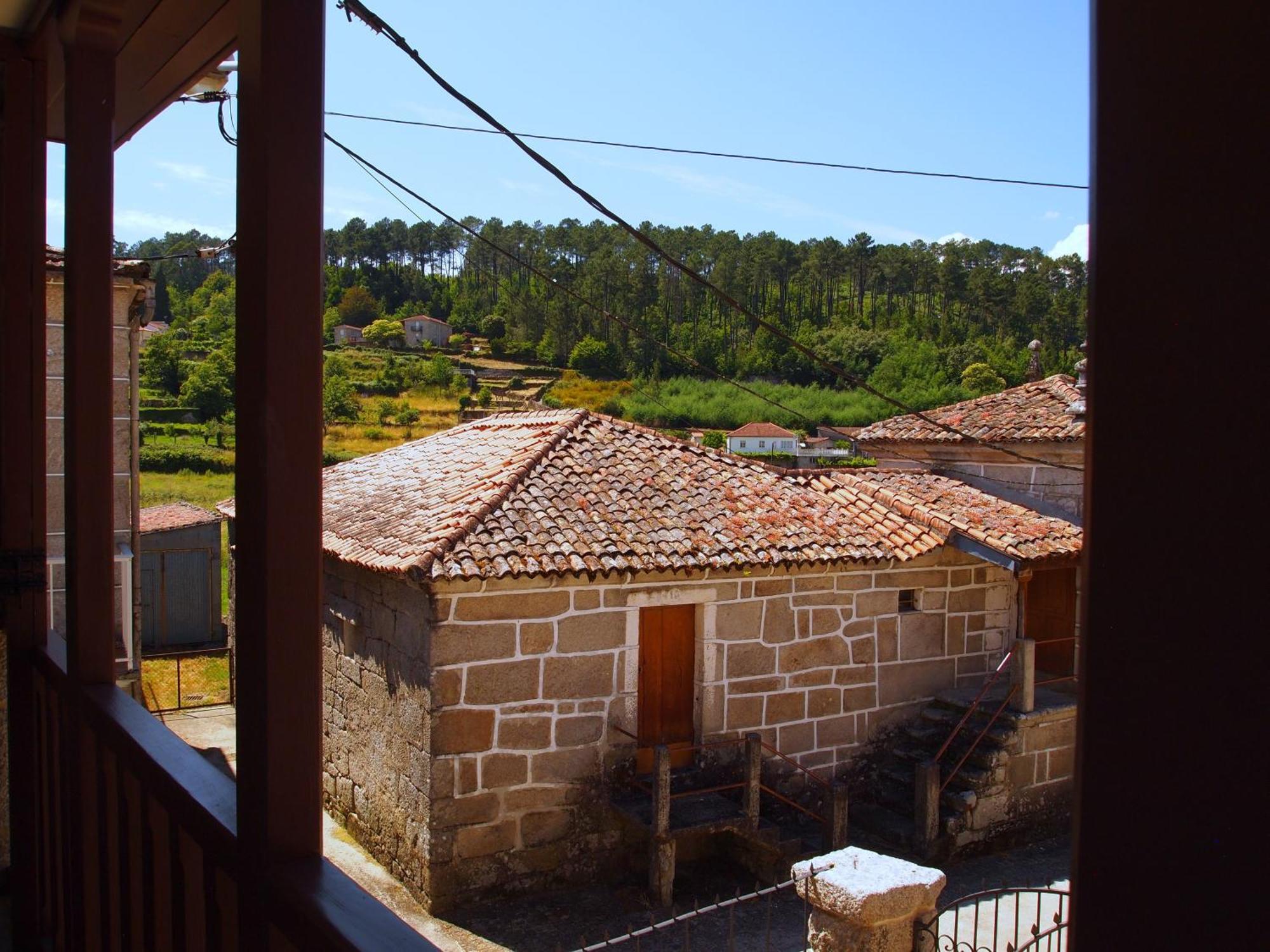Casa Da Praza Guest House Лобиос Екстериор снимка