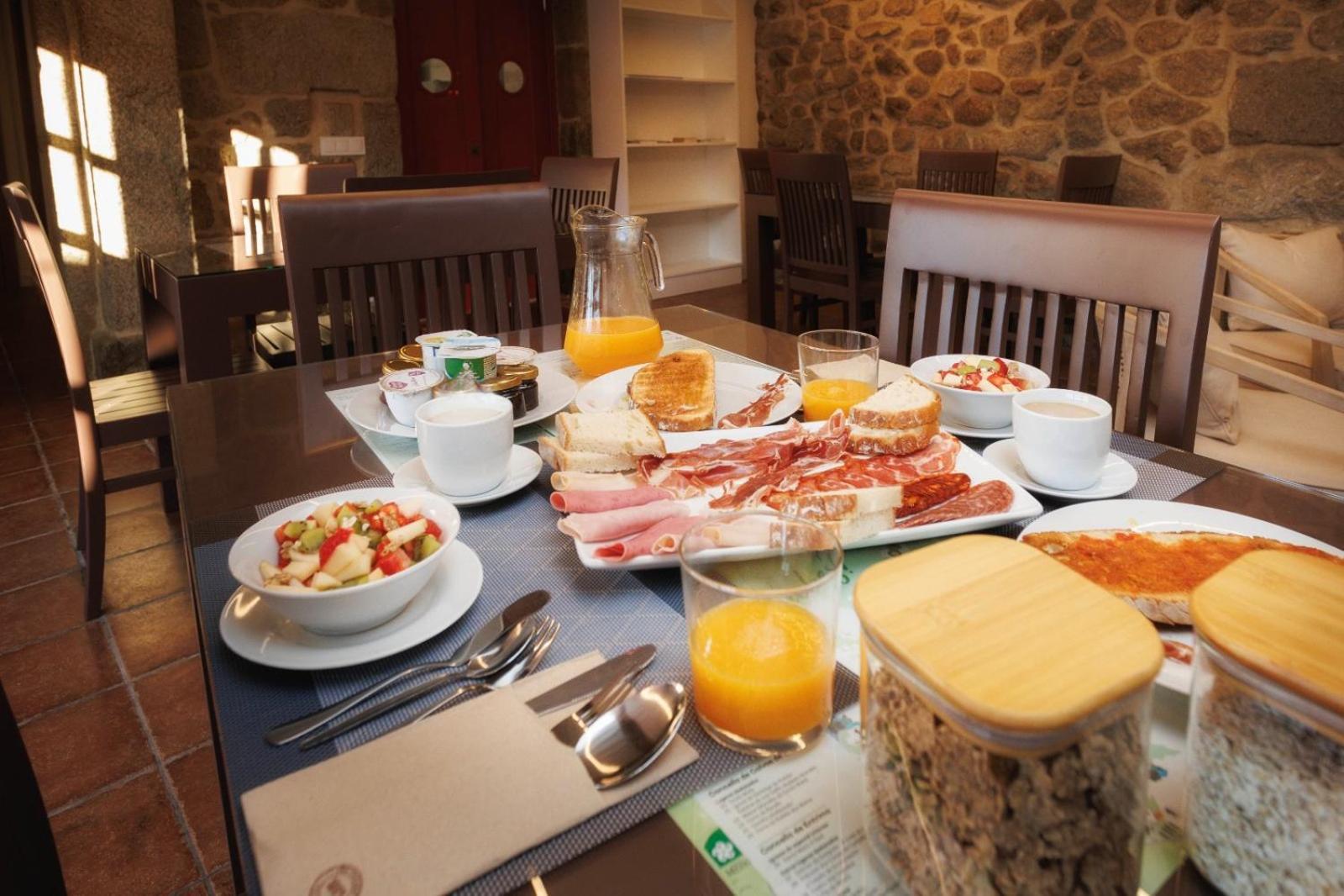 Casa Da Praza Guest House Лобиос Екстериор снимка